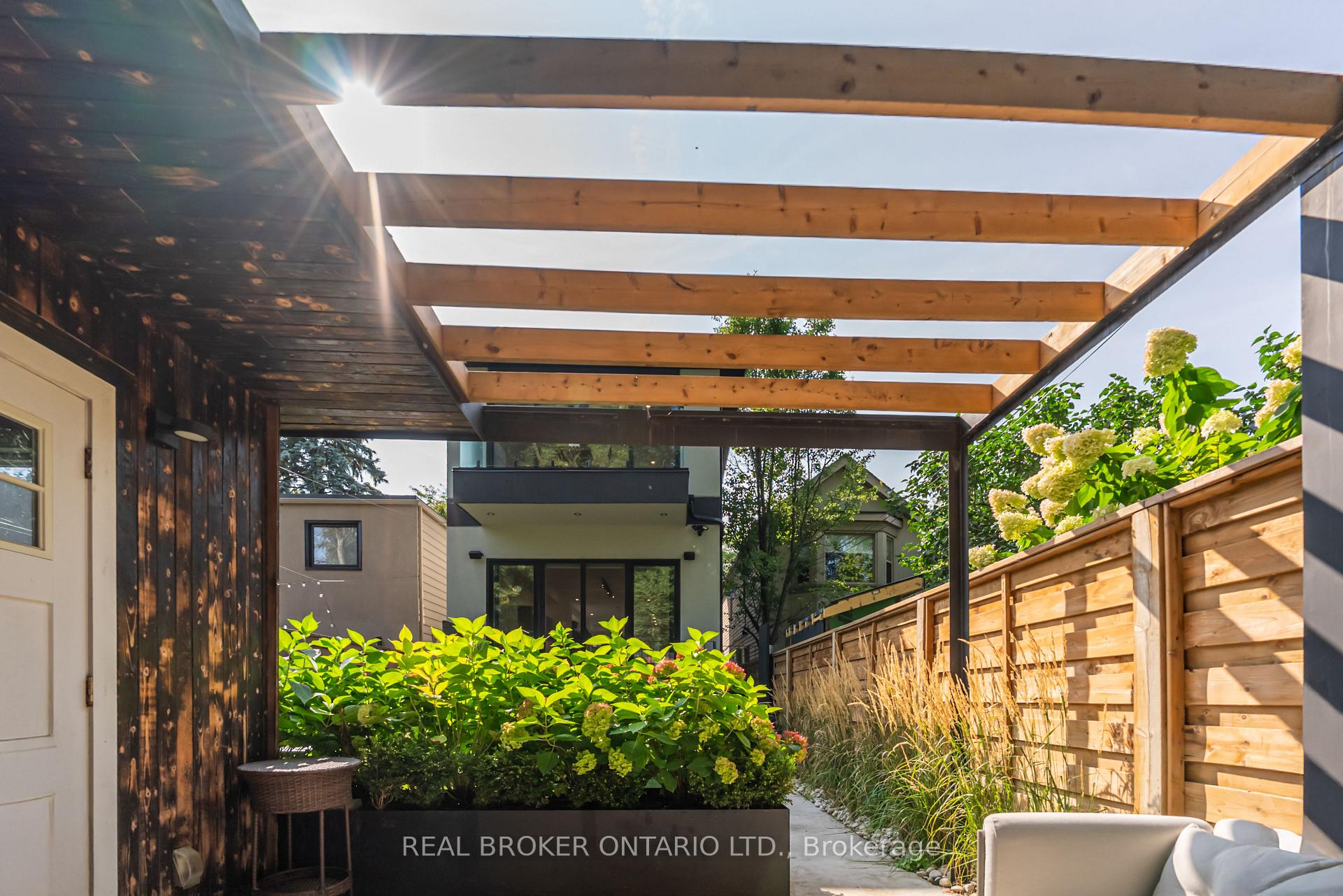 Photo 47 of 57 Rhodes Avenue, Toronto, Greenwood-Coxwell — HOMEH