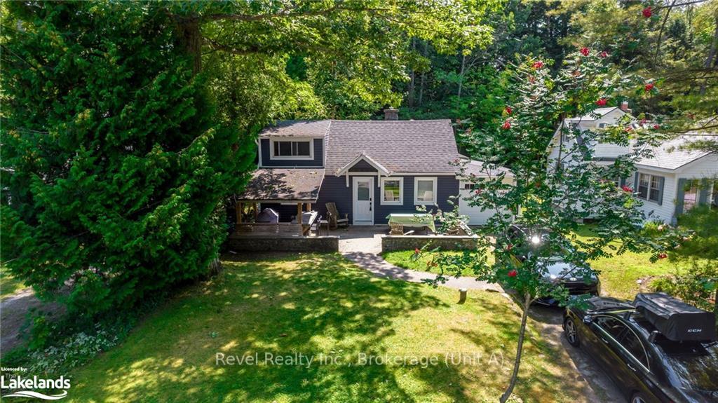 Photo 2 of 135 Centre Beach Road, Tiny, Rural Tiny — HOMEH
