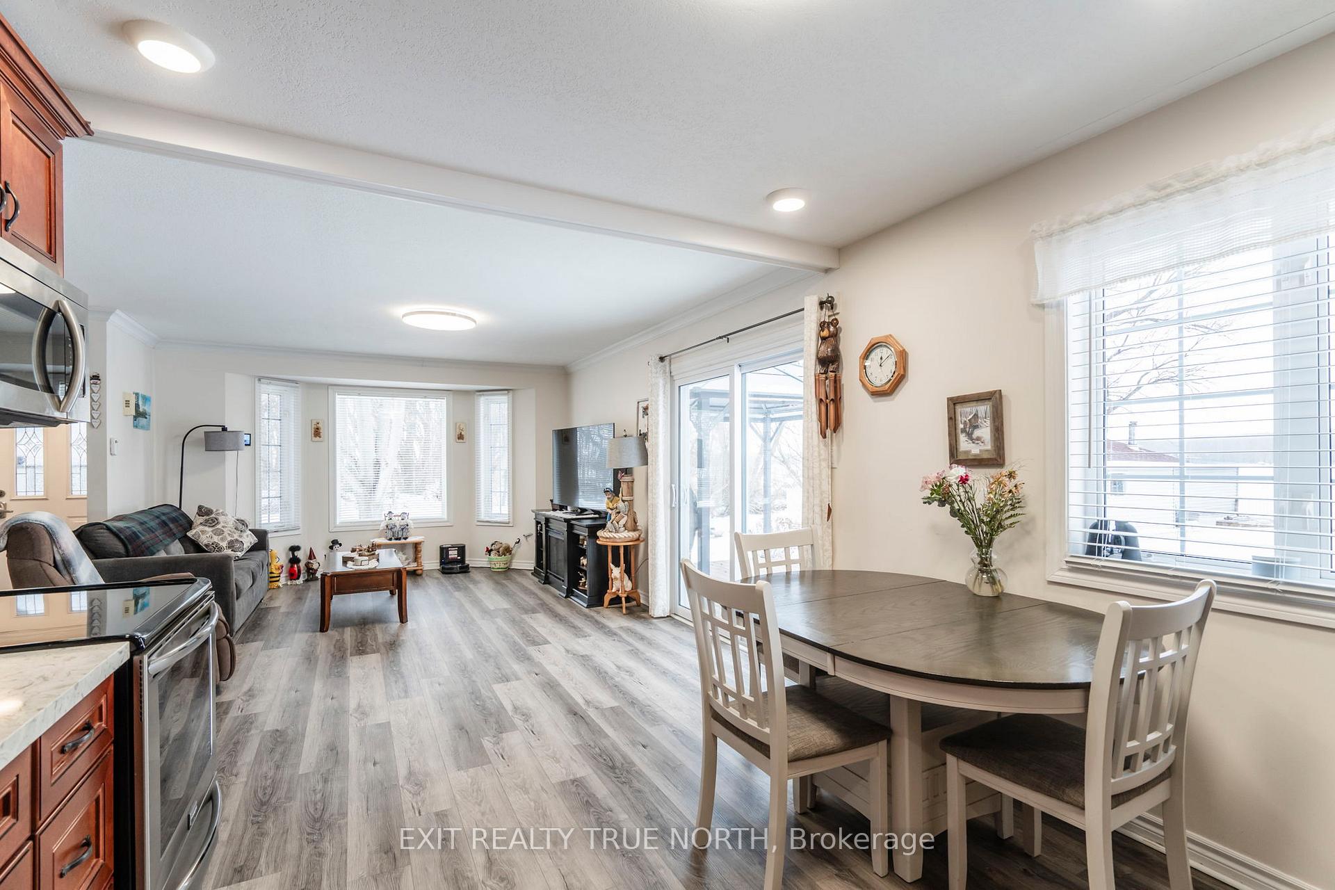 Photo 11 of 5 Hemlock Avenue, Tay, Waubaushene — HOMEH