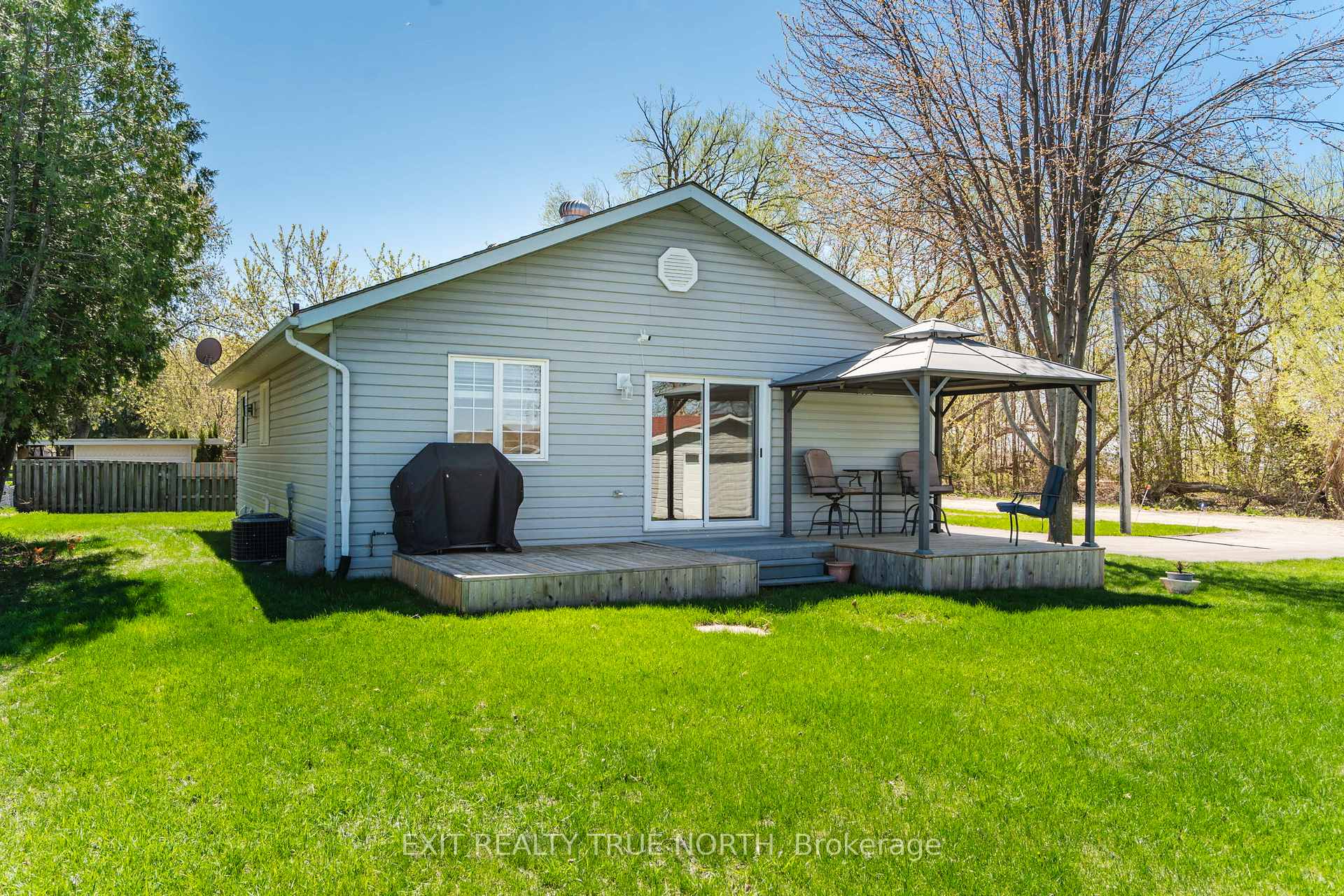 Photo 18 of 5 Hemlock Avenue, Tay, Waubaushene — HOMEH