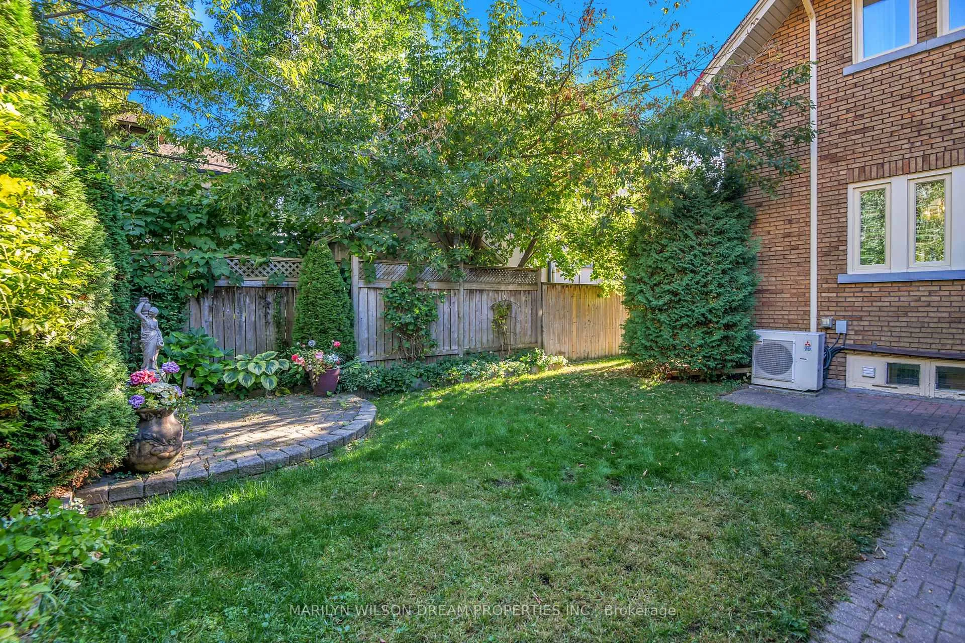 Photo 5 of 24 Clemow Avenue, Ottawa, Glebe — HOMEH