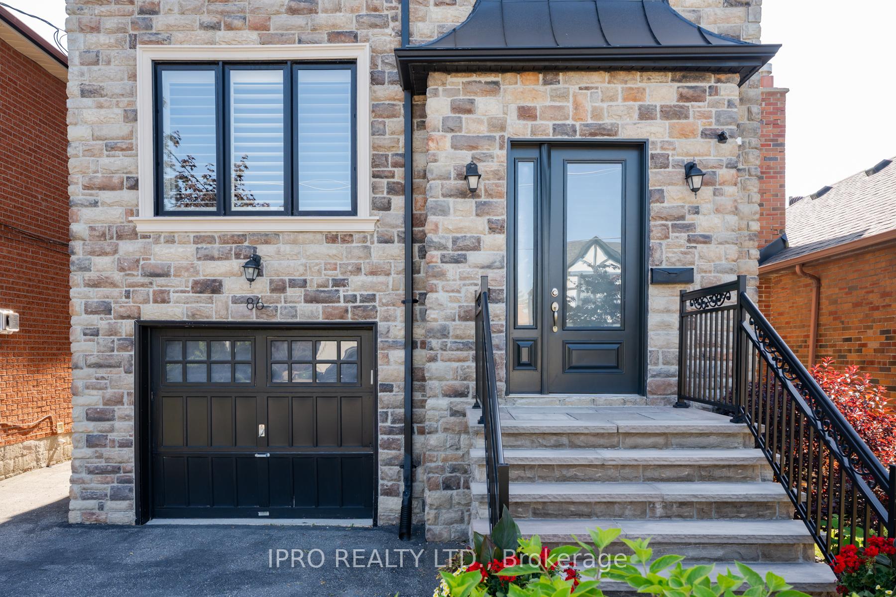 Photo 3 of 86 Roosevelt Road, Toronto, East York — HOMEH