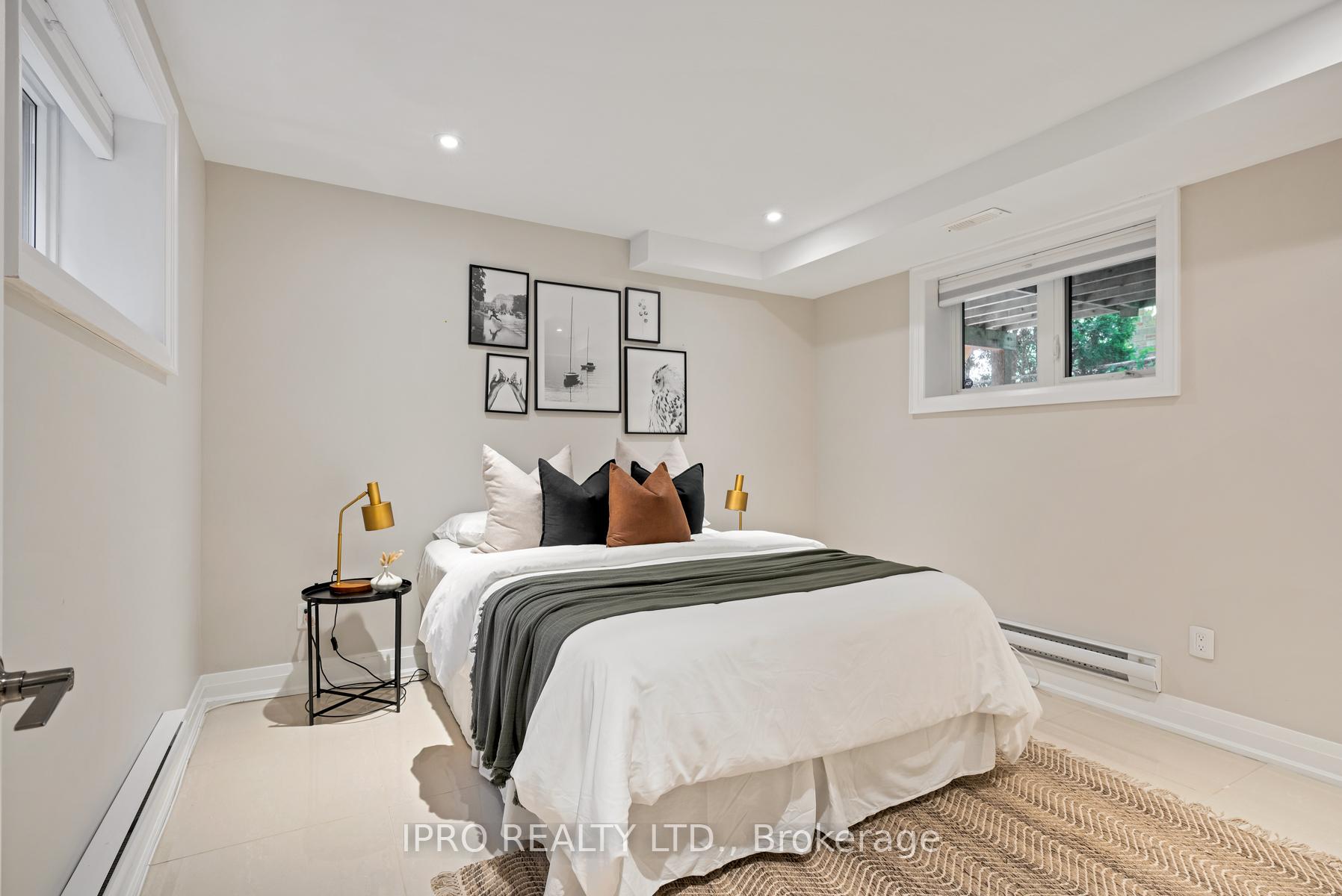 Photo 39 of 86 Roosevelt Road, Toronto, East York — HOMEH