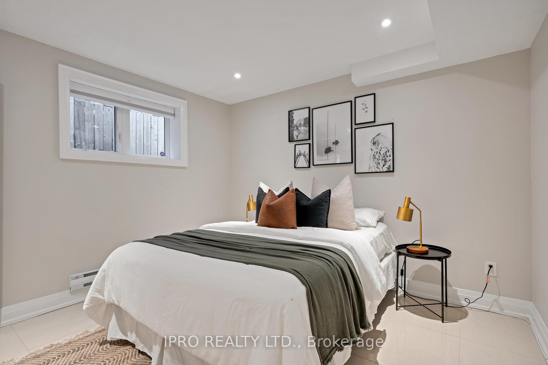 Photo 40 of 86 Roosevelt Road, Toronto, East York — HOMEH