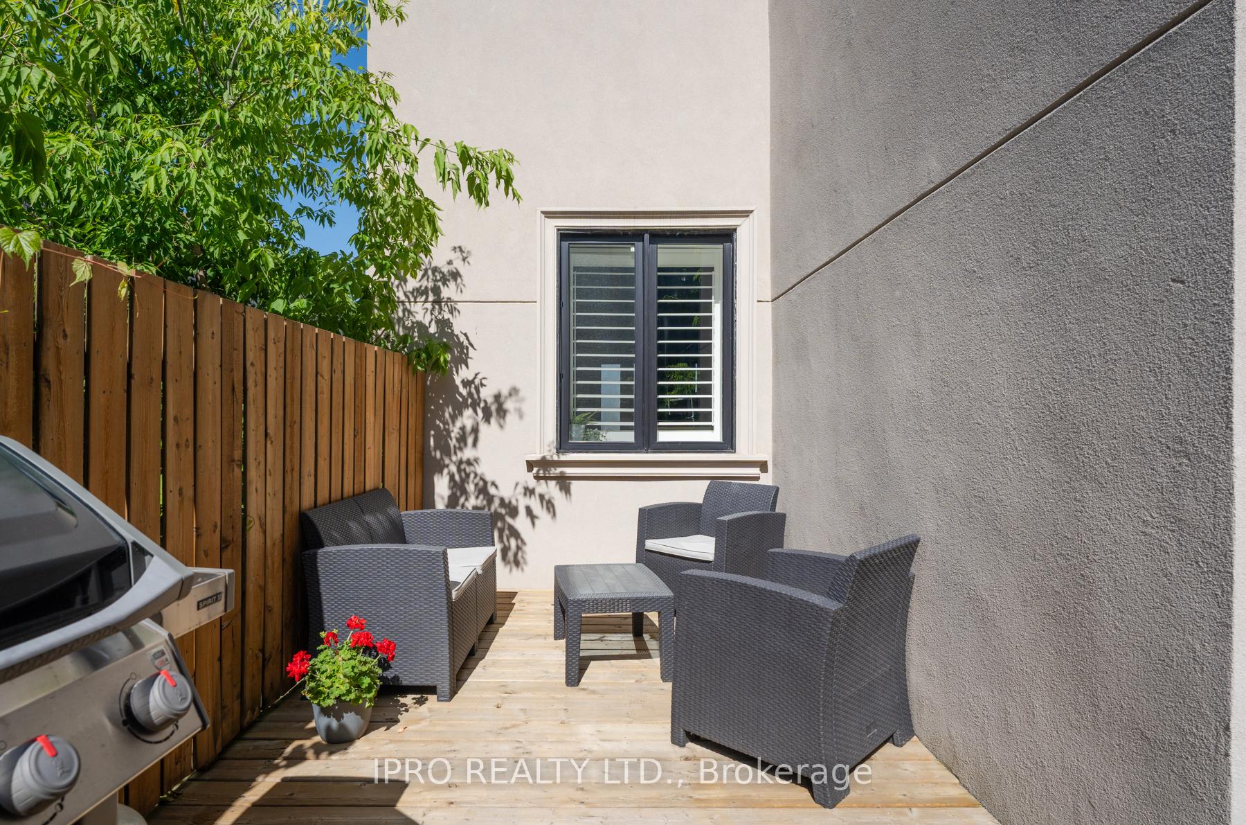 Photo 41 of 86 Roosevelt Road, Toronto, East York — HOMEH