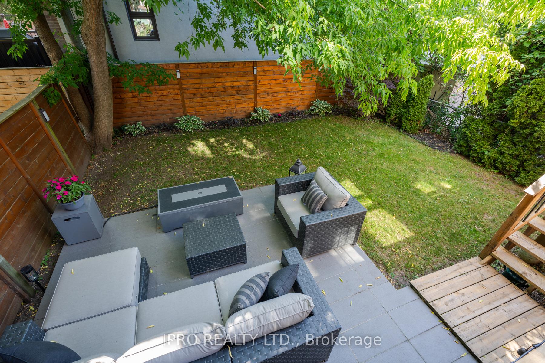 Photo 42 of 86 Roosevelt Road, Toronto, East York — HOMEH