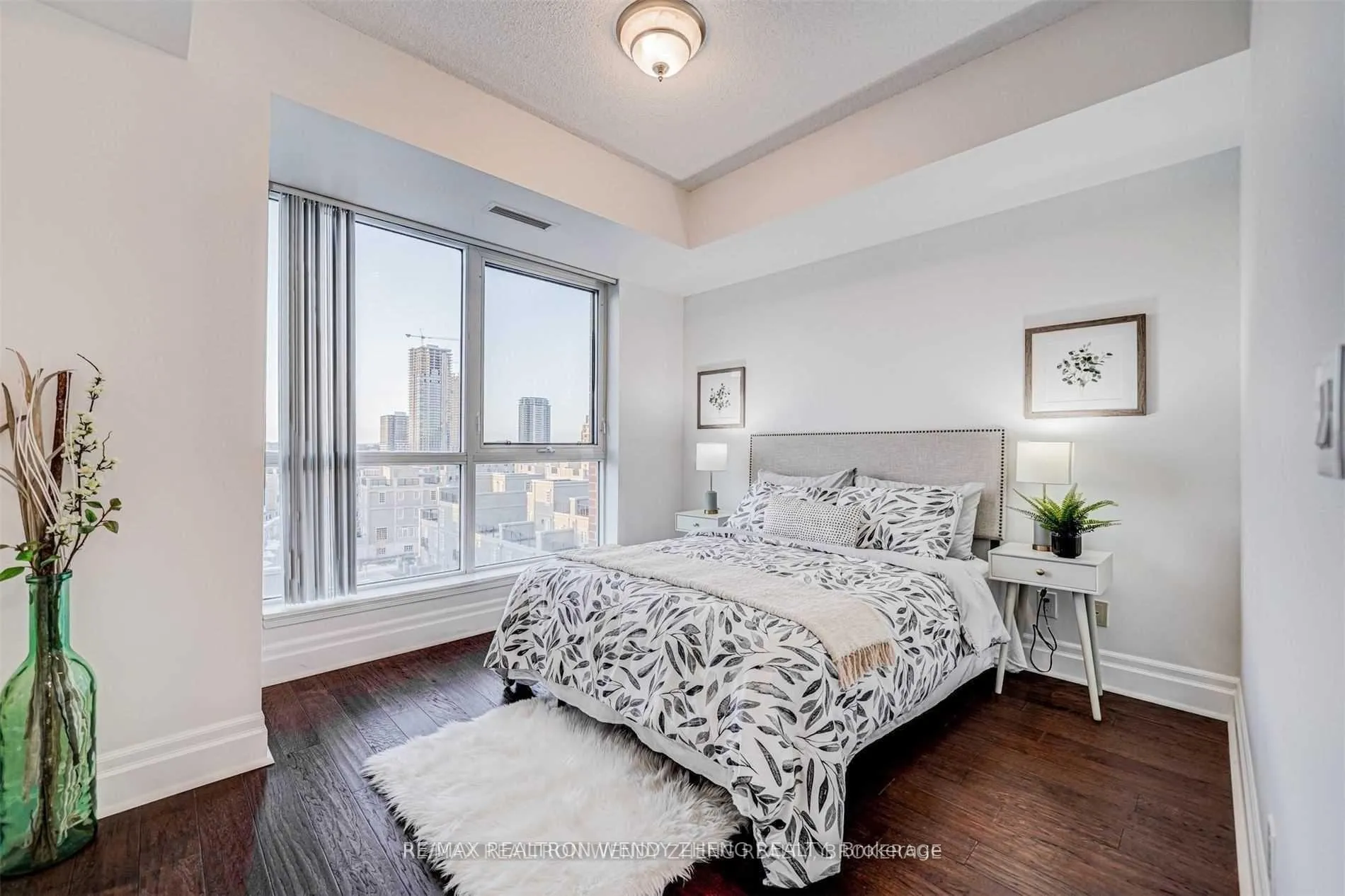 Photo 22 of Unit 609, 1 Upper Duke Crescent, Markham, Unionville — HOMEH
