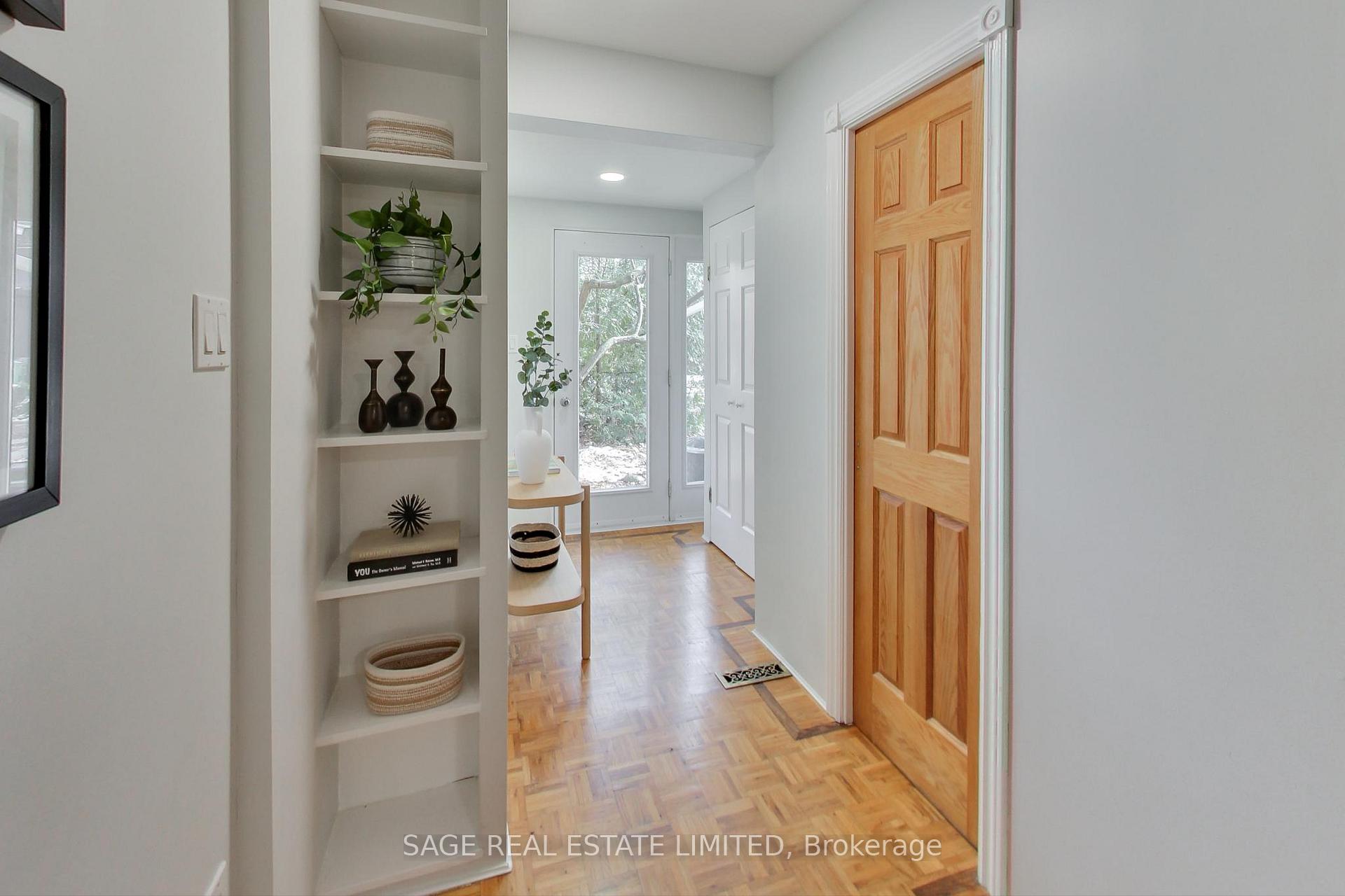 Photo 5 of 830 Manning Avenue, Toronto, The Annex — HOMEH