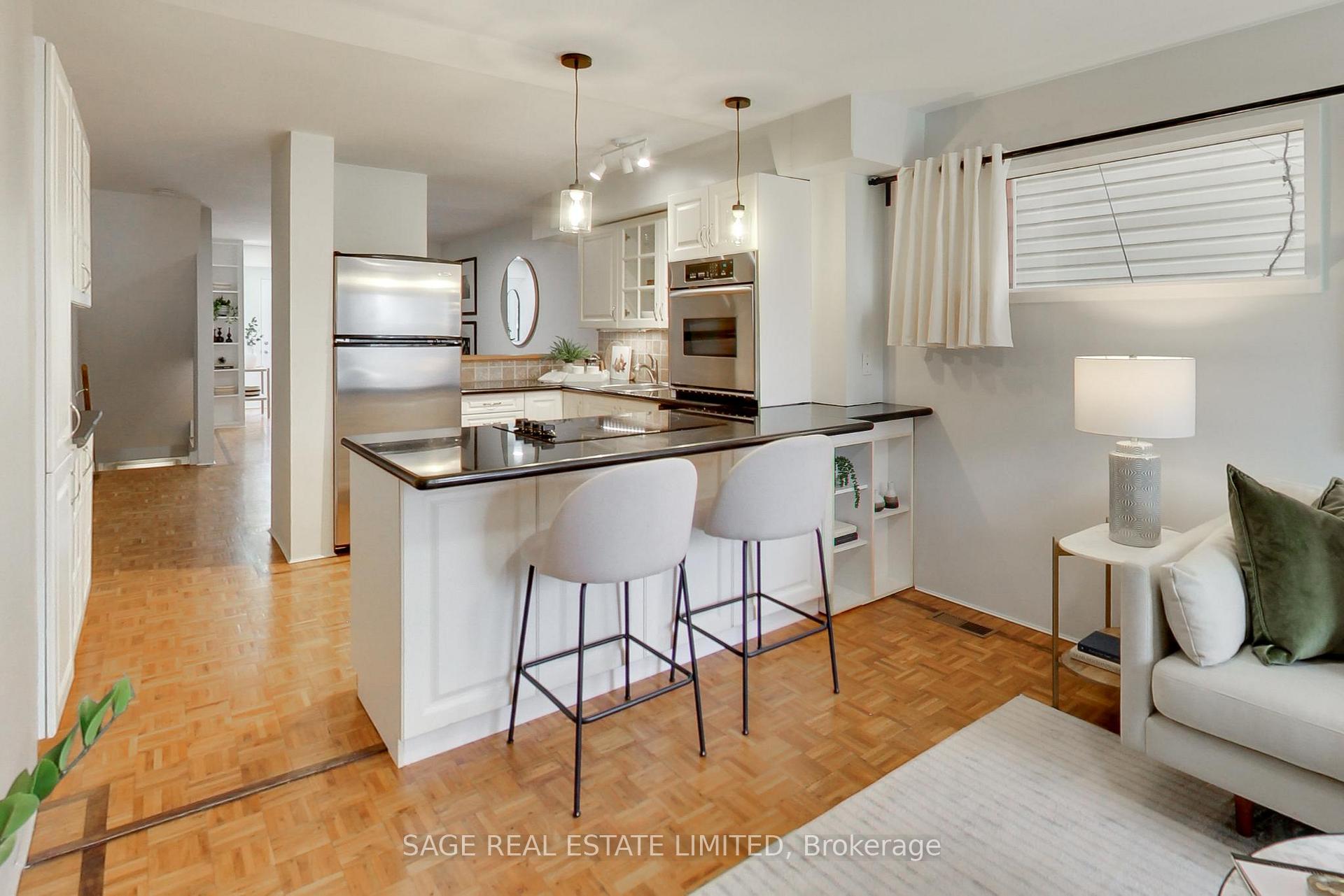 Photo 13 of 830 Manning Avenue, Toronto, The Annex — HOMEH