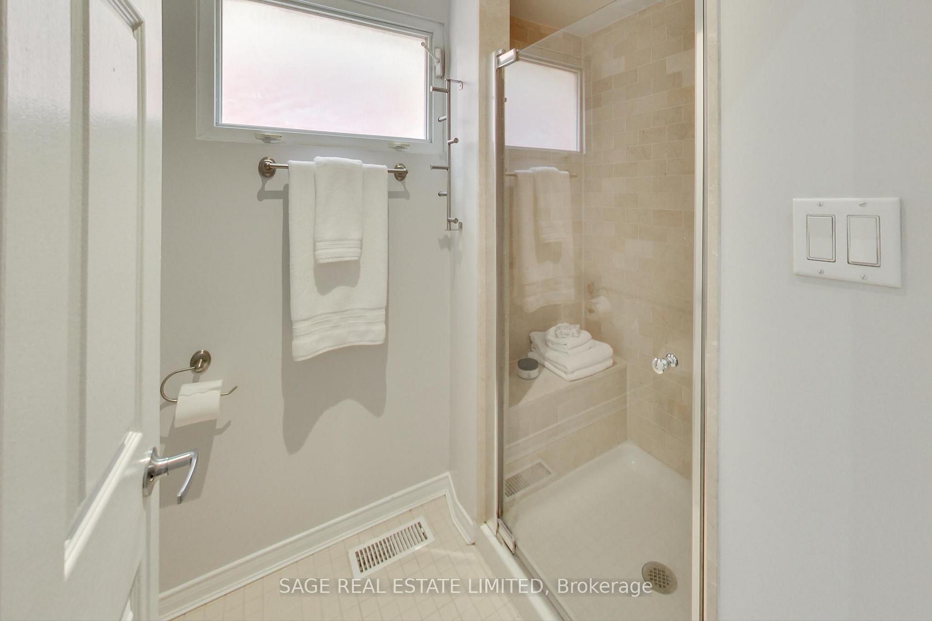 Photo 27 of 830 Manning Avenue, Toronto, The Annex — HOMEH