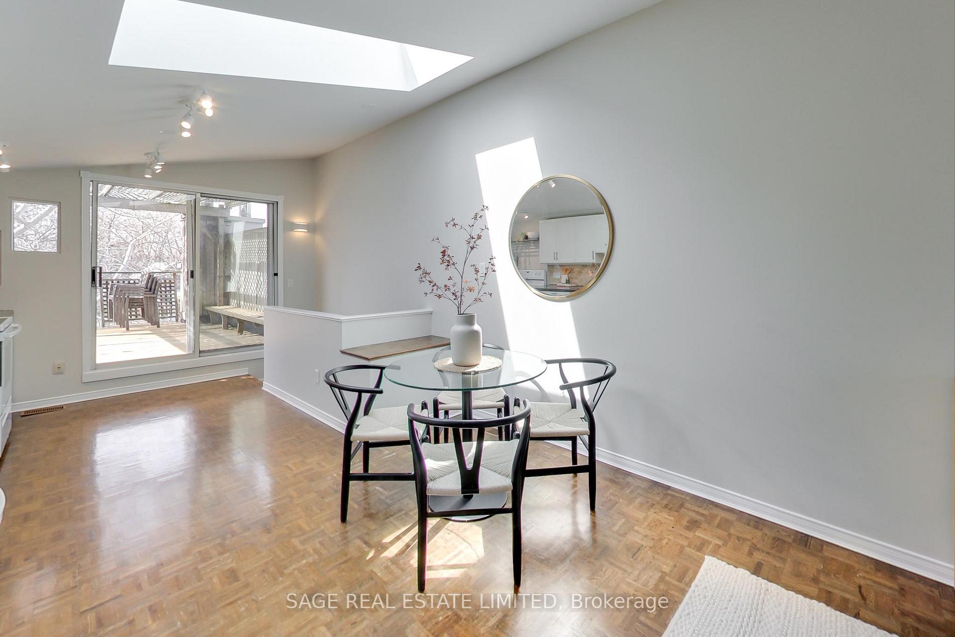 Photo 31 of 830 Manning Avenue, Toronto, The Annex — HOMEH