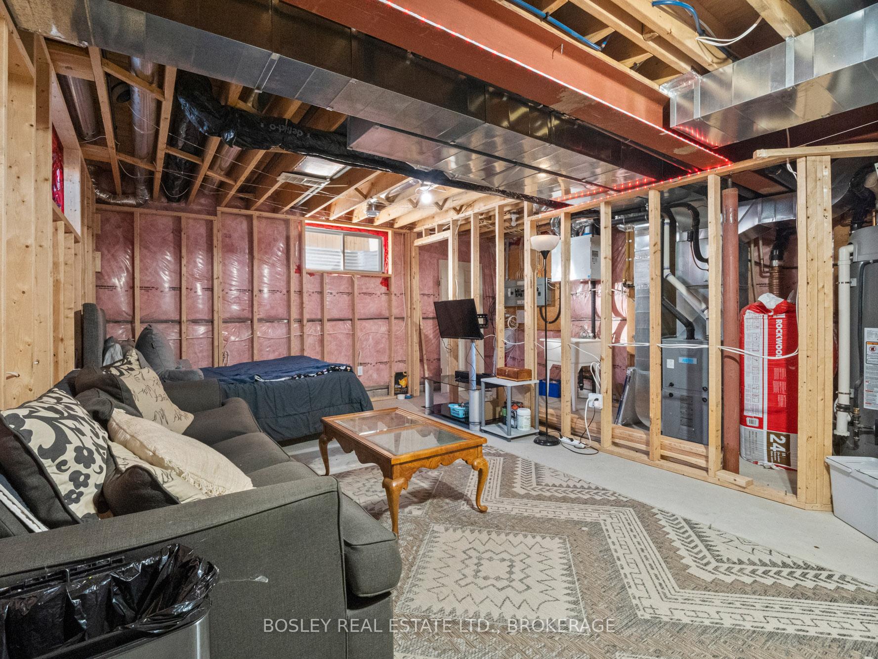 Photo 3 of 27 Success Way, Thorold, Rolling Meadows — HOMEH