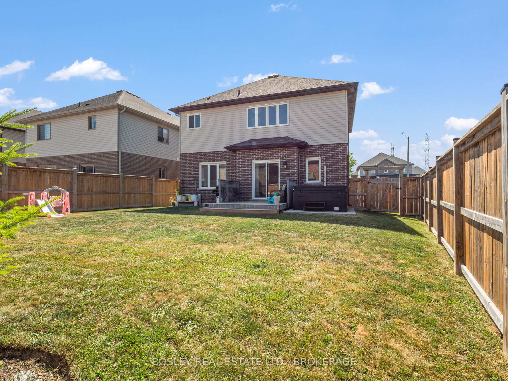 Photo 7 of 27 Success Way, Thorold, Rolling Meadows — HOMEH