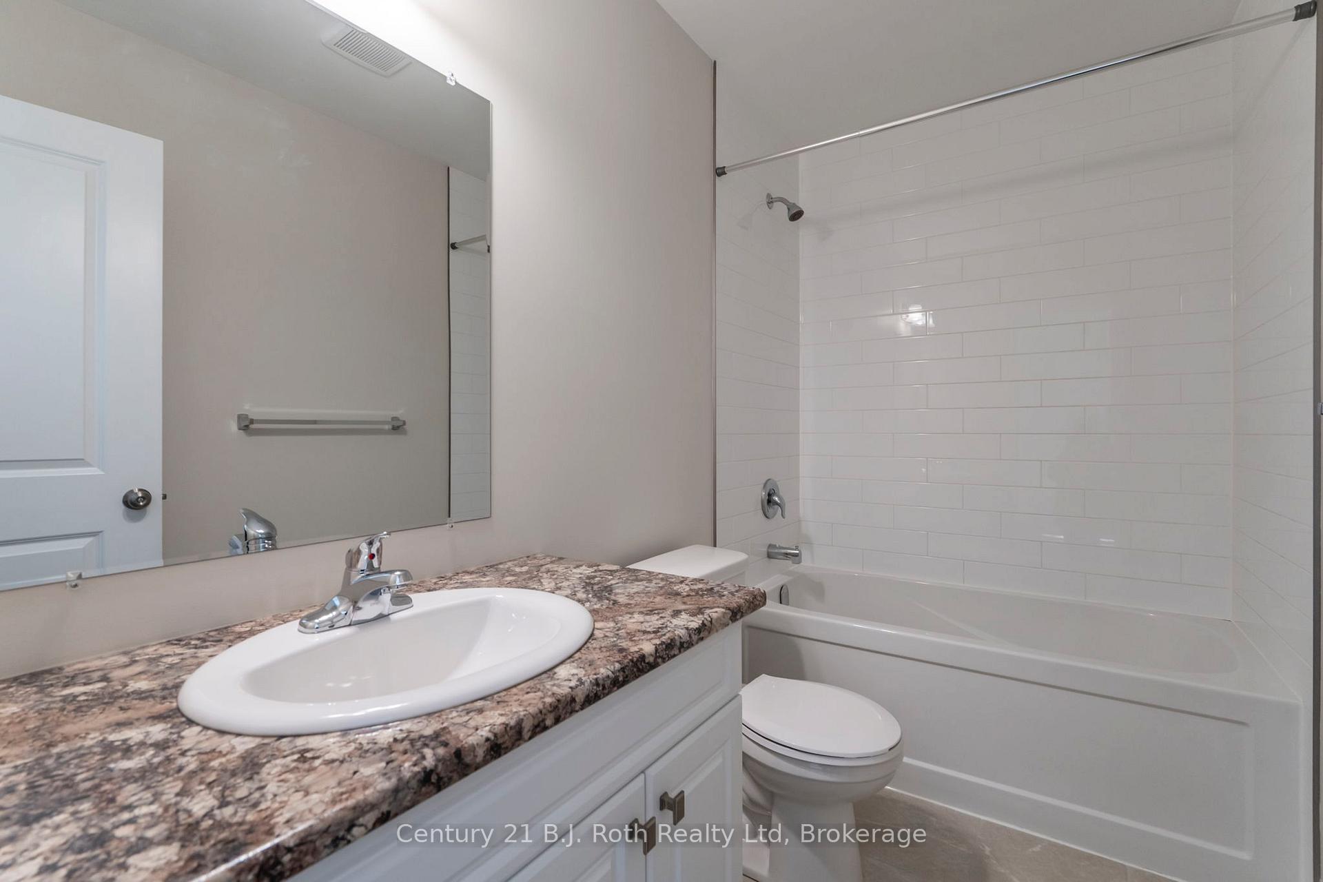 Photo 39 of 52 Hunter Avenue, Tay, Victoria Harbour — HOMEH