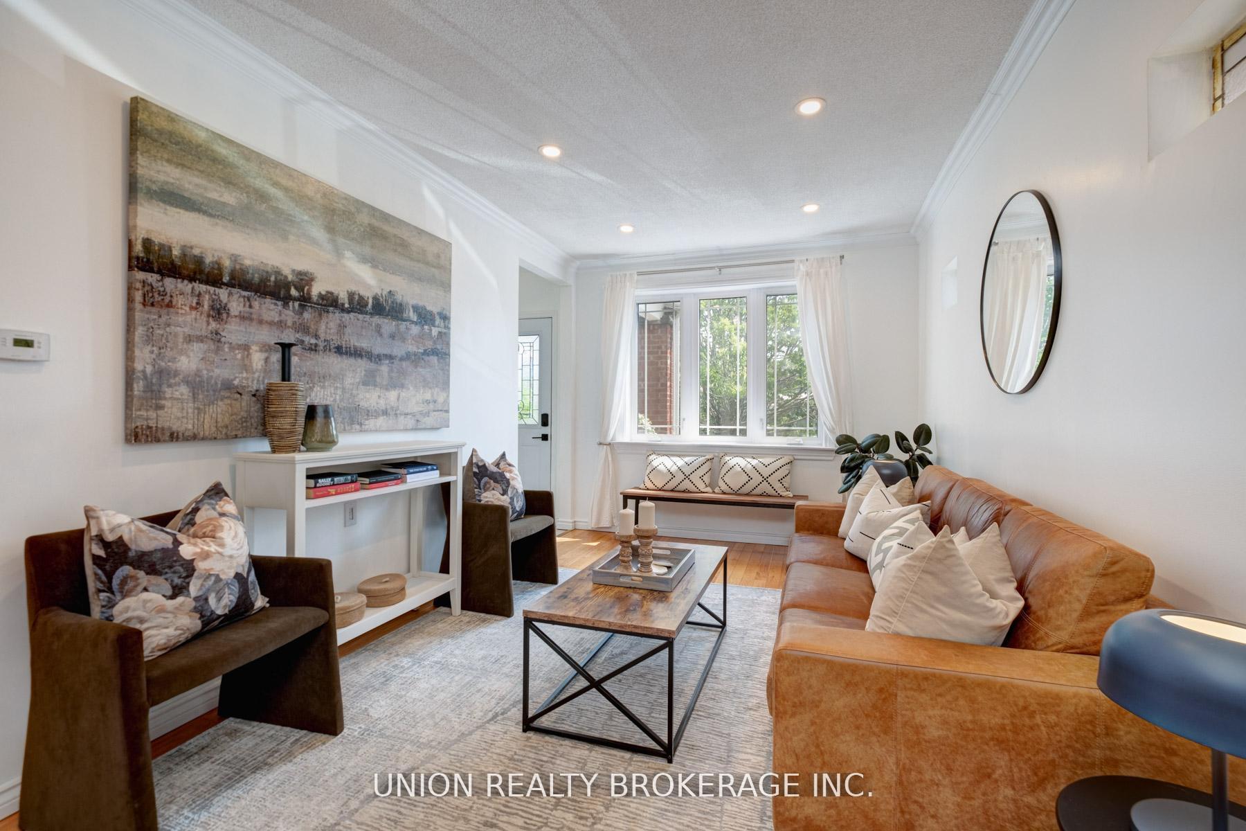 Photo 8 of 316 Westlake Avenue, Toronto, Woodbine-Lumsden — HOMEH