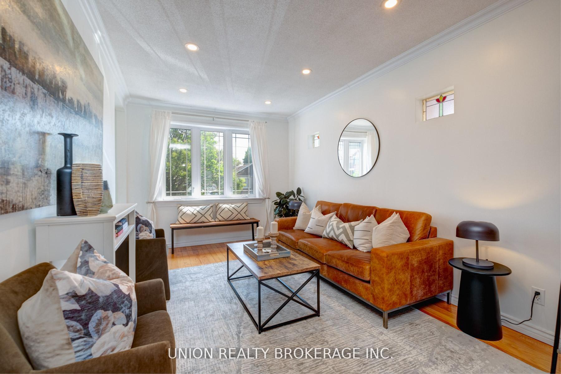 Photo 9 of 316 Westlake Avenue, Toronto, Woodbine-Lumsden — HOMEH