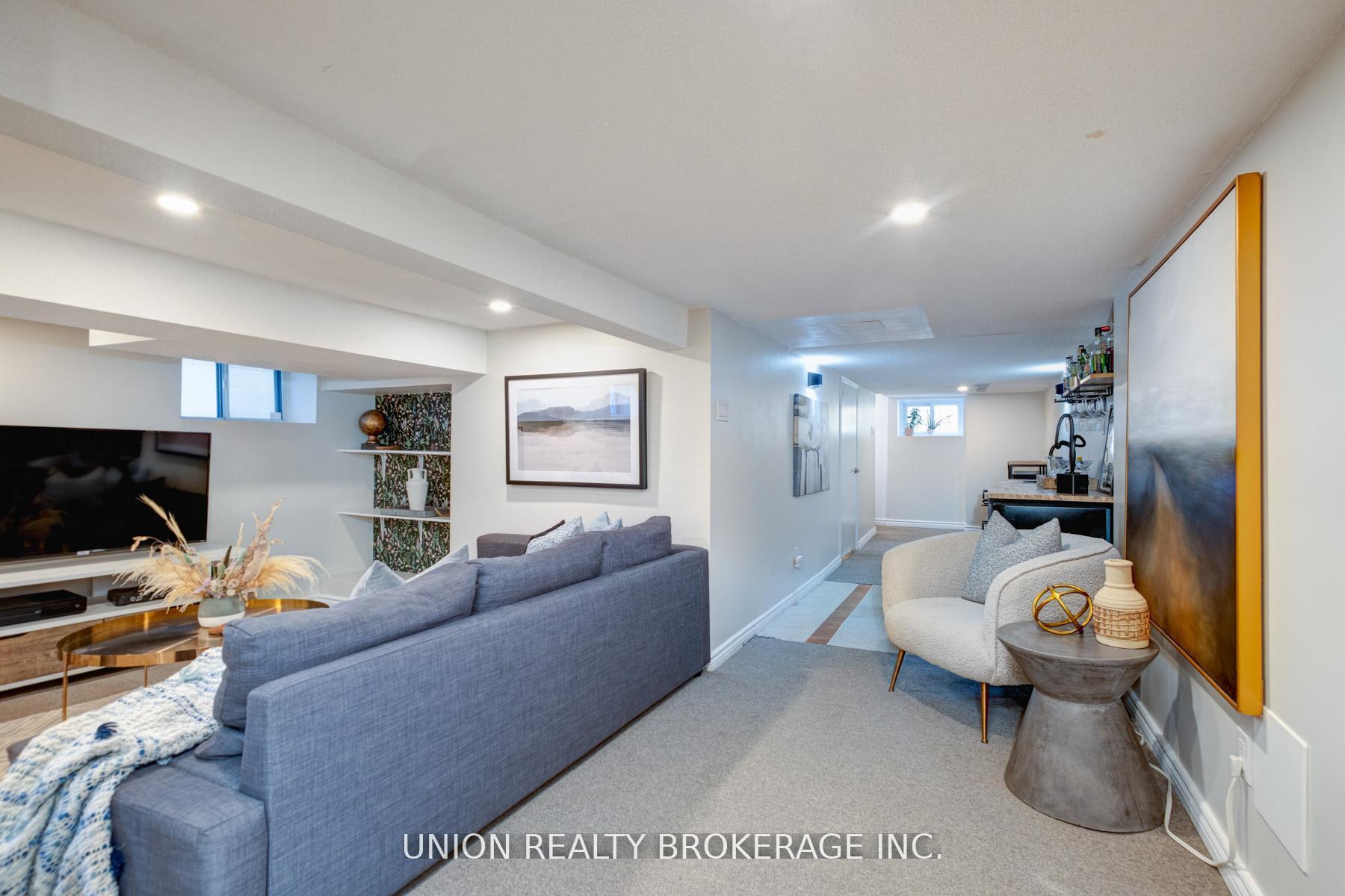 Photo 28 of 316 Westlake Avenue, Toronto, Woodbine-Lumsden — HOMEH