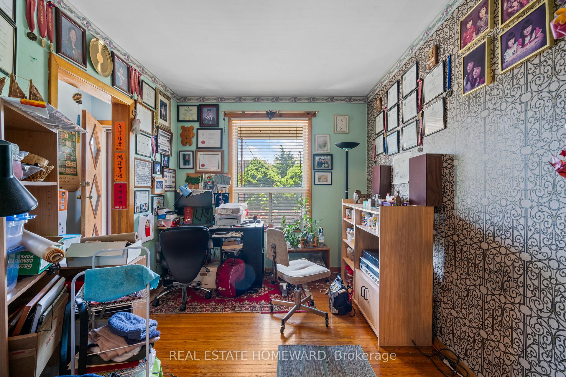 Photo 5 of 672 Strathmore Boulevard, Toronto, Woodbine-Lumsden — HOMEH
