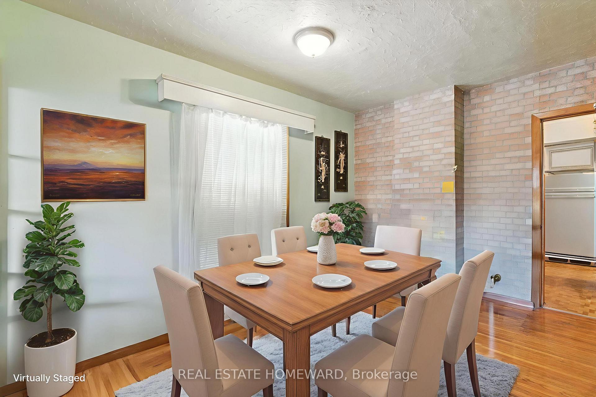 Photo 8 of 672 Strathmore Boulevard, Toronto, Woodbine-Lumsden — HOMEH