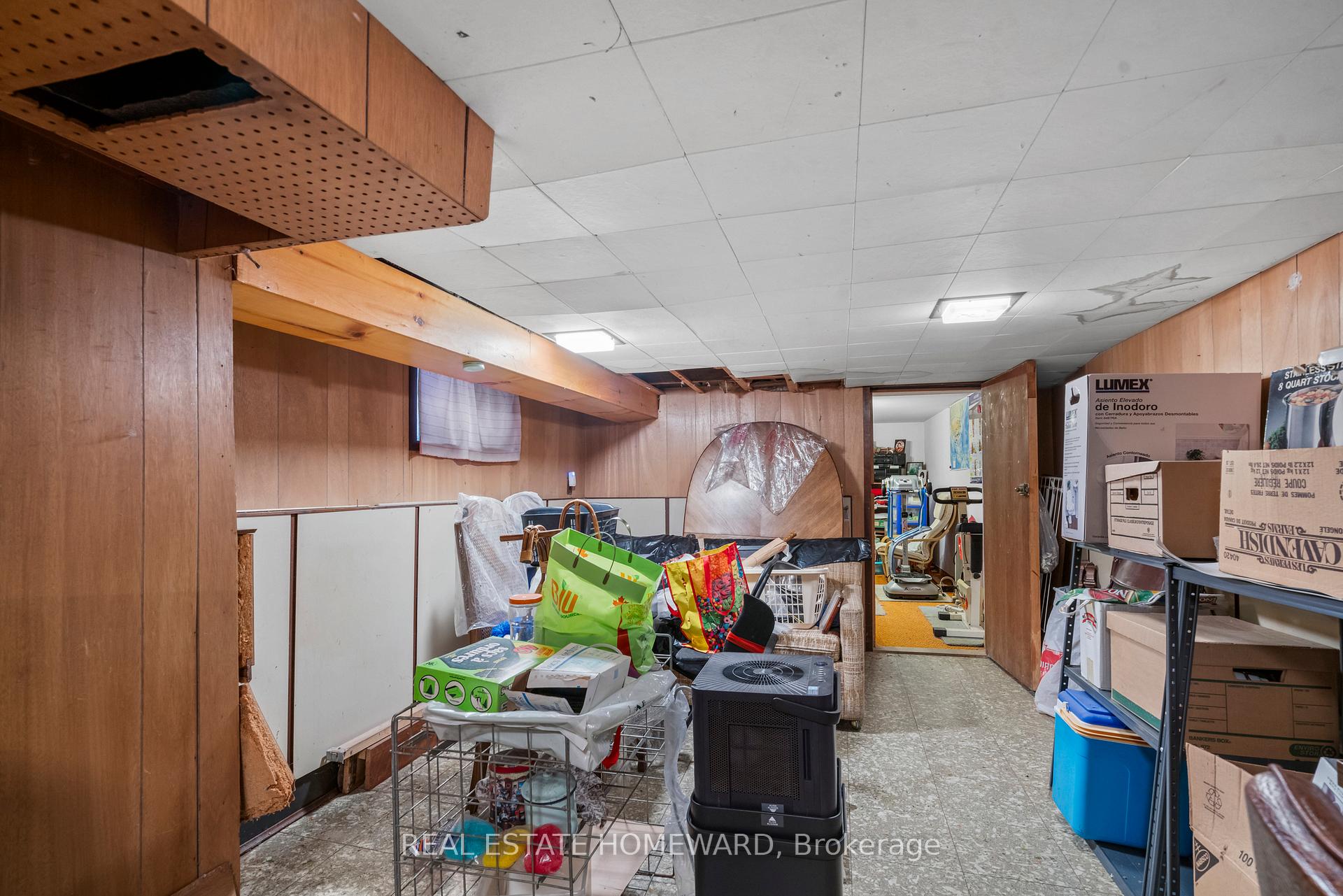 Photo 27 of 672 Strathmore Boulevard, Toronto, Woodbine-Lumsden — HOMEH