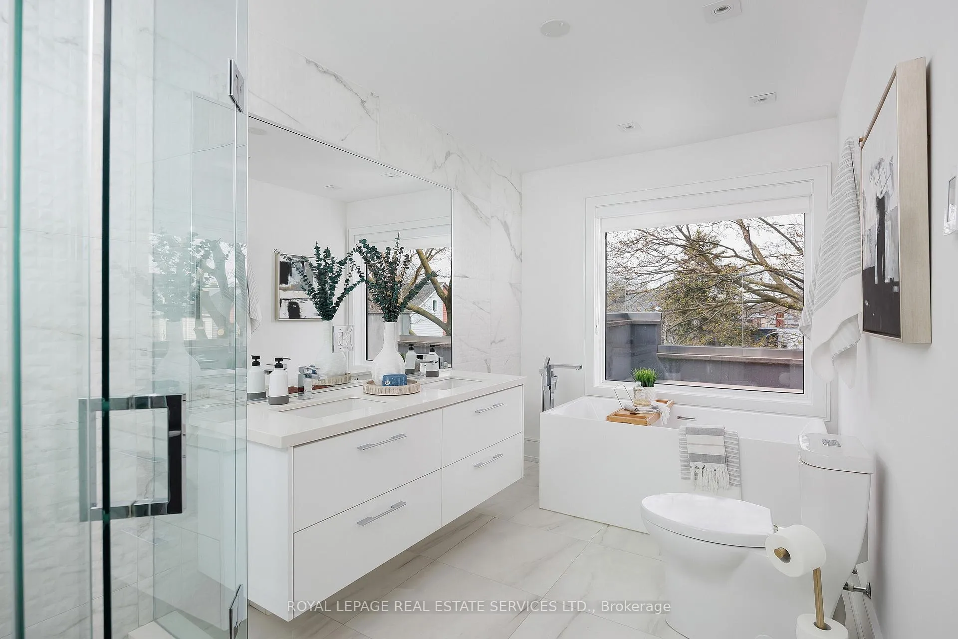 Photo 26 of 121 Markham Street, Toronto, Trinity-Bellwoods — HOMEH