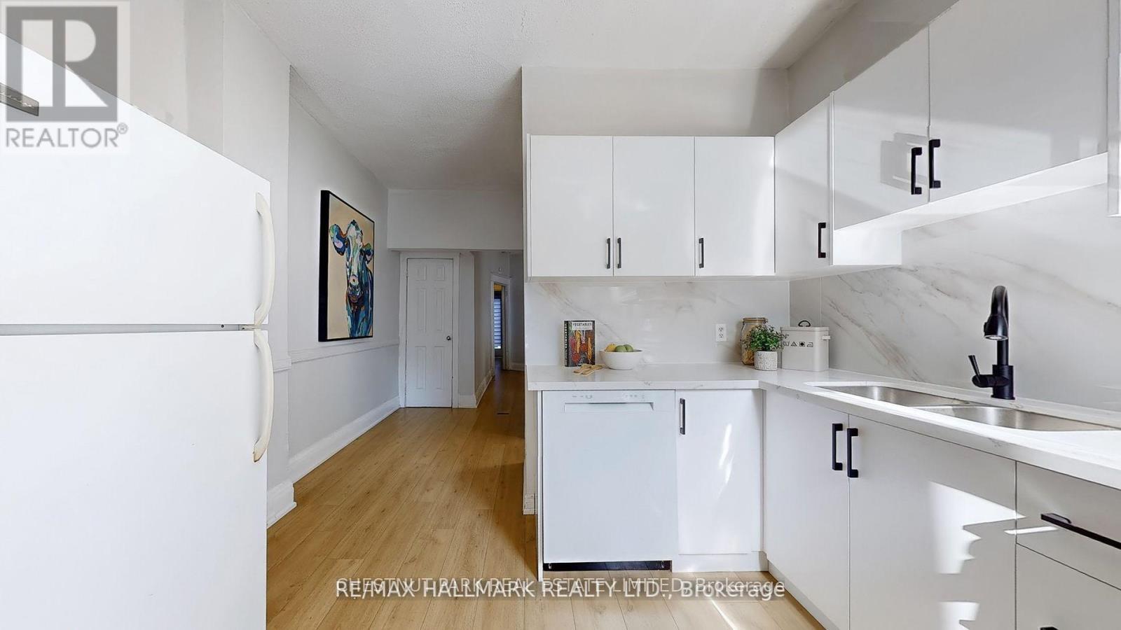 Photo 5 of 28 Caroline Avenue, Toronto, South Riverdale — HOMEH