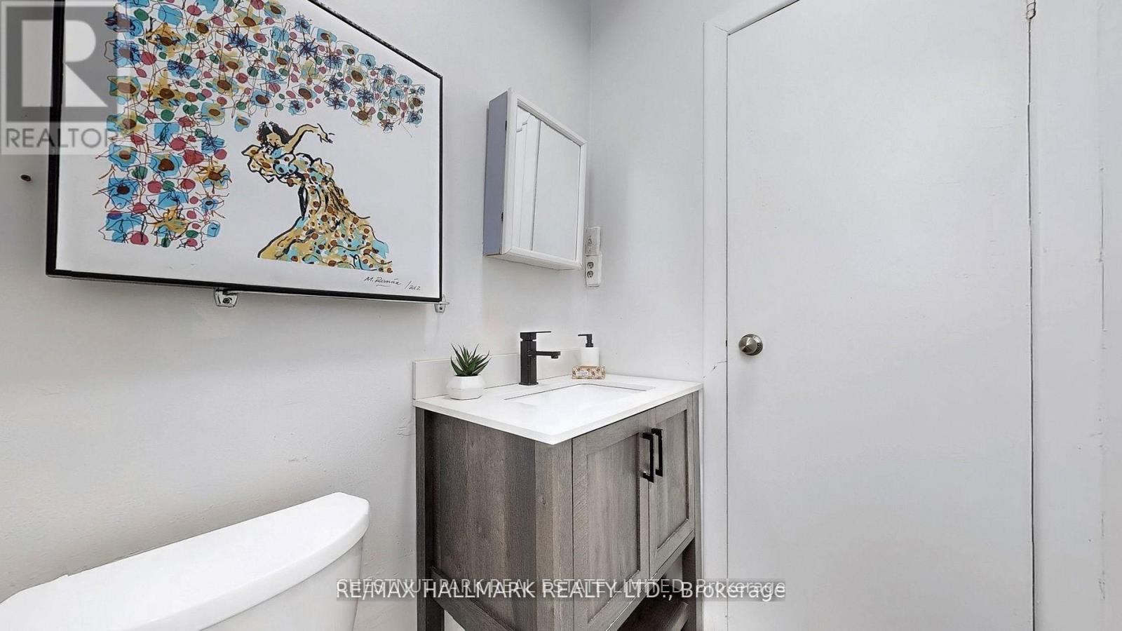 Photo 6 of 28 Caroline Avenue, Toronto, South Riverdale — HOMEH