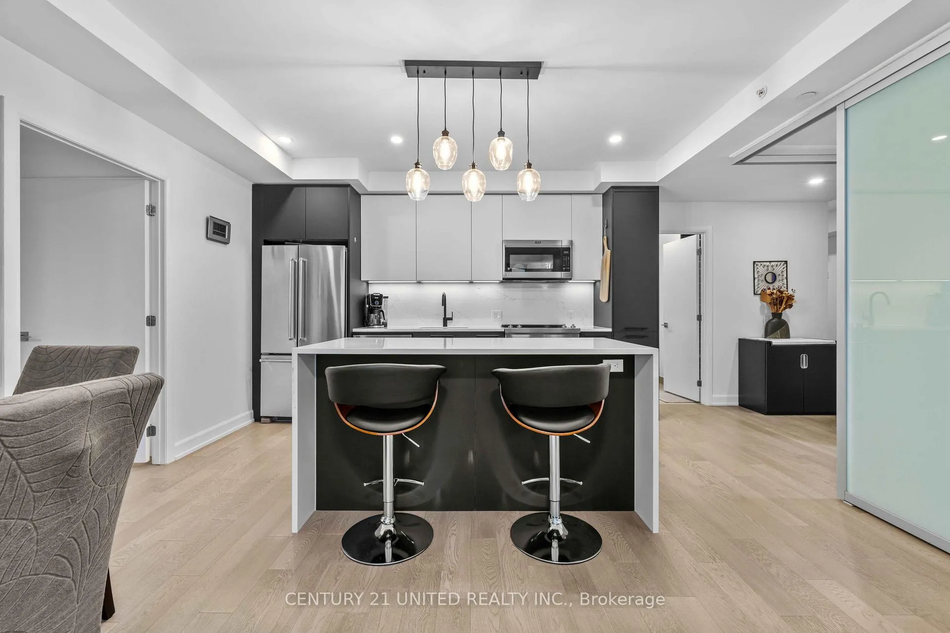 Photo 11 of Unit 712, 195 Hunter Street E, Peterborough, Ashburnham Ward 4 — HOMEH