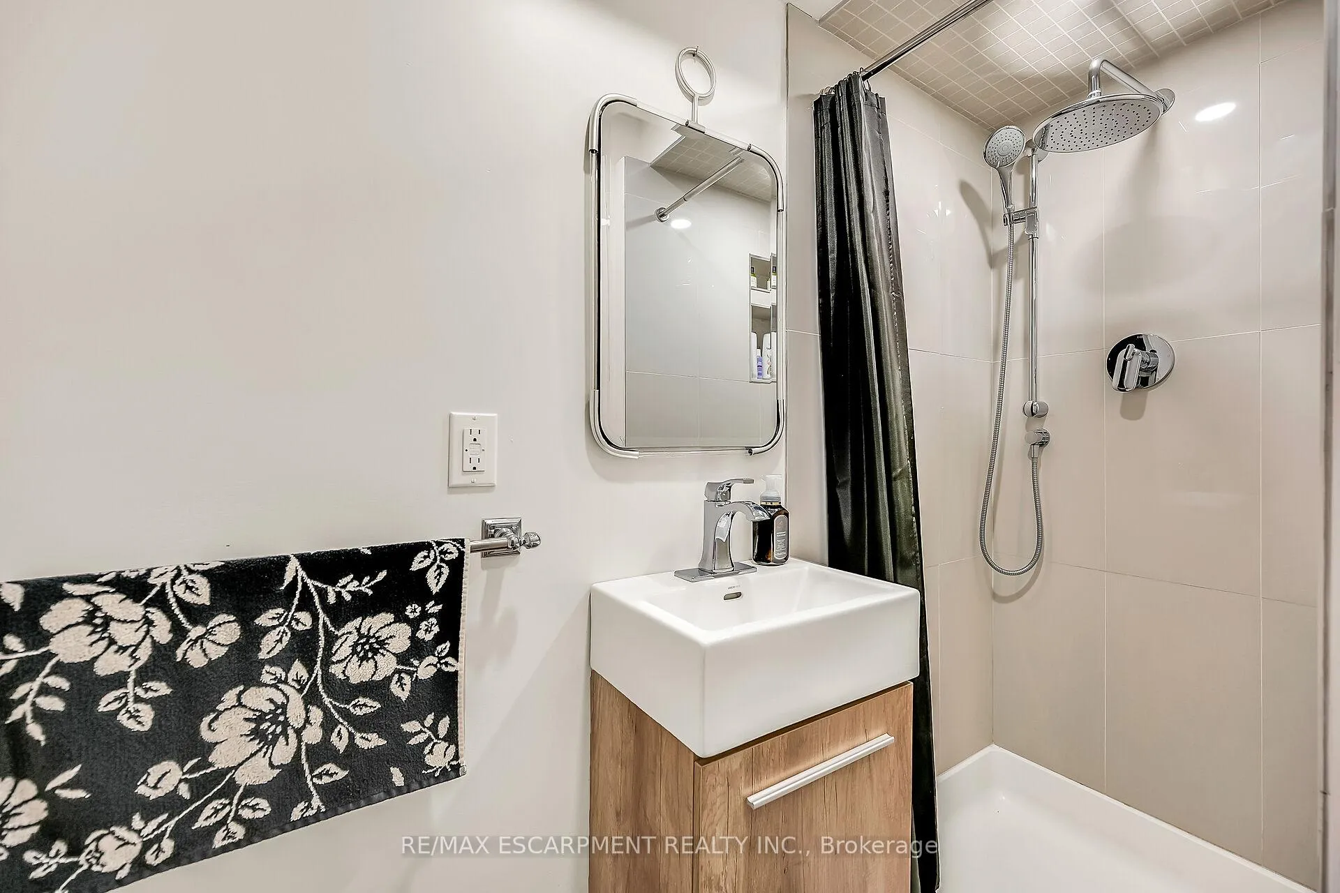 Photo 36 of Unit 21, 80 New Lakeshore Road, Norfolk, Port Dover — HOMEH