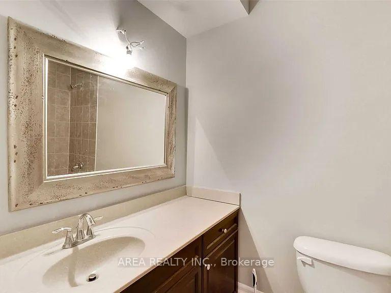 Photo 13 of 543A Parliament Street, Toronto, Cabbagetown-South St. James Town — HOMEH