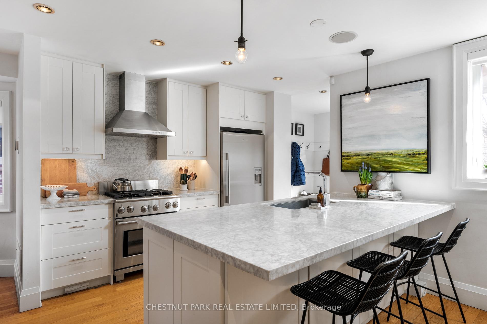 Photo 12 of 21 Hector Avenue, Toronto, Wychwood — HOMEH