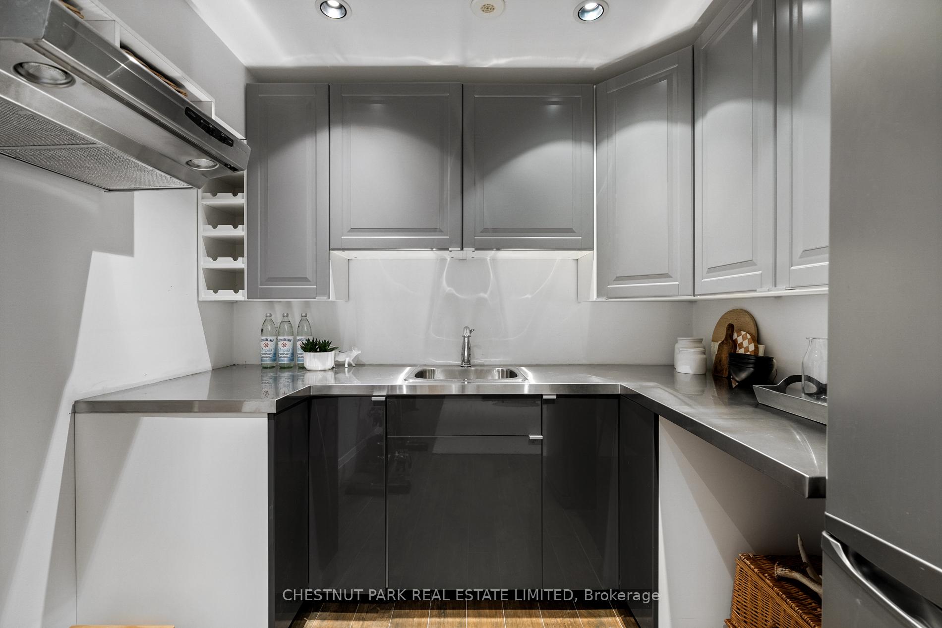 Photo 37 of 21 Hector Avenue, Toronto, Wychwood — HOMEH