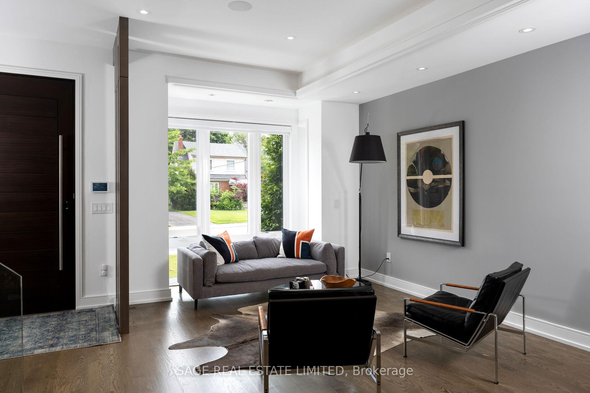 Photo 3 of 24 Squires Avenue, Toronto, O'Connor-Parkview — HOMEH