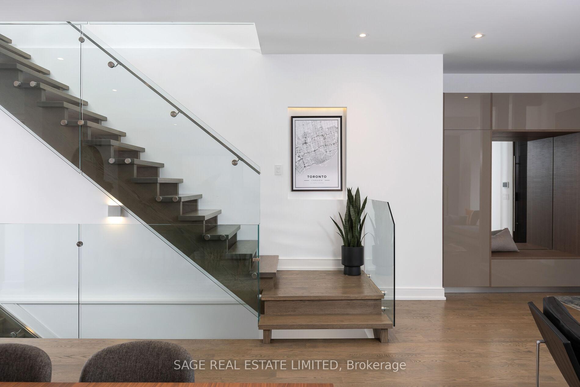 Photo 9 of 24 Squires Avenue, Toronto, O'Connor-Parkview — HOMEH