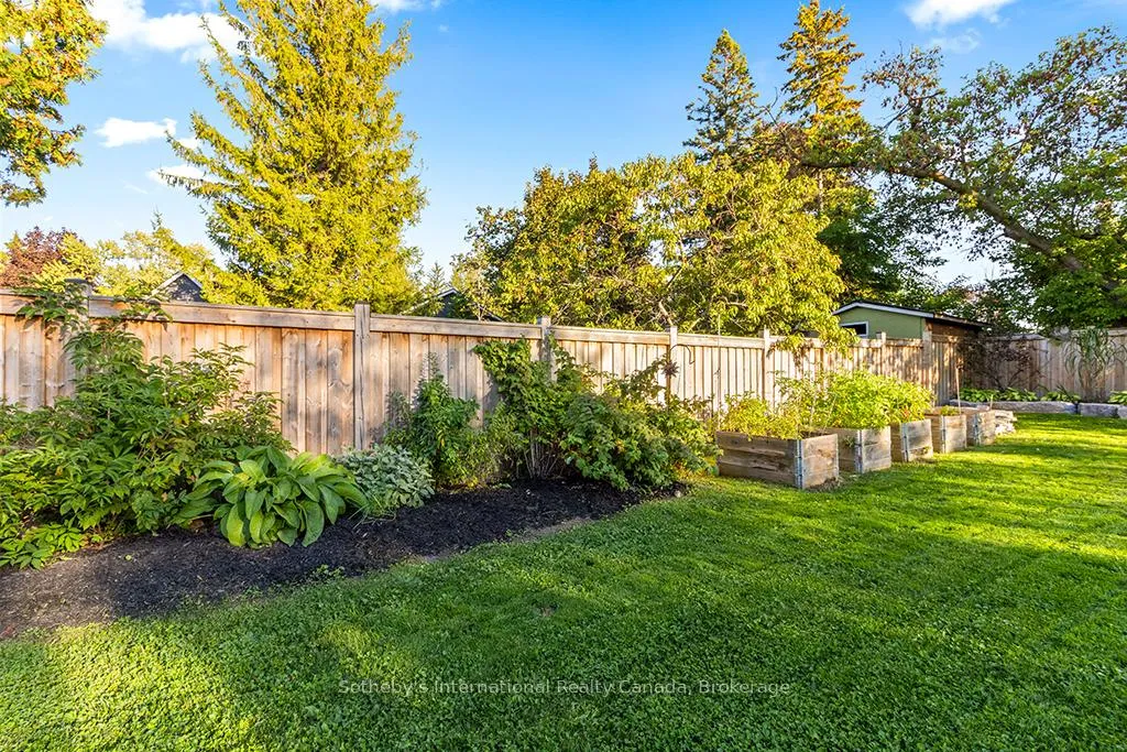 Photo 8 of 196 Ninth Street, Collingwood — HOMEH
