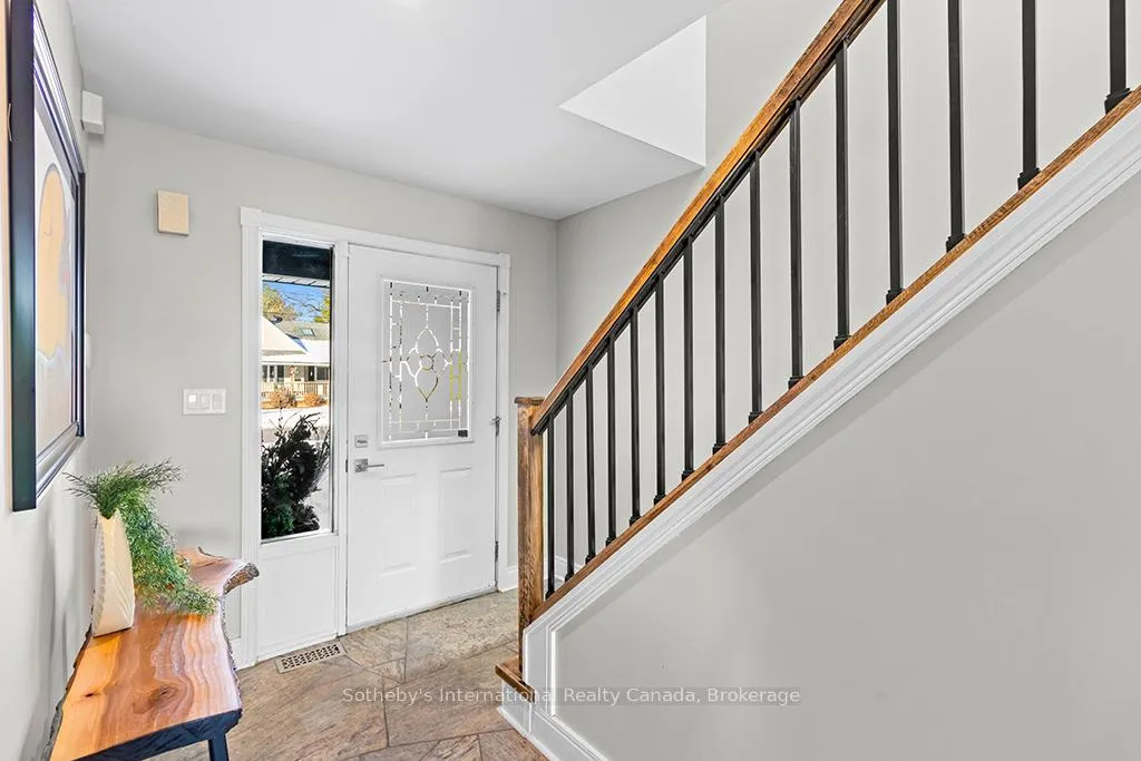 Photo 13 of 196 Ninth Street, Collingwood — HOMEH