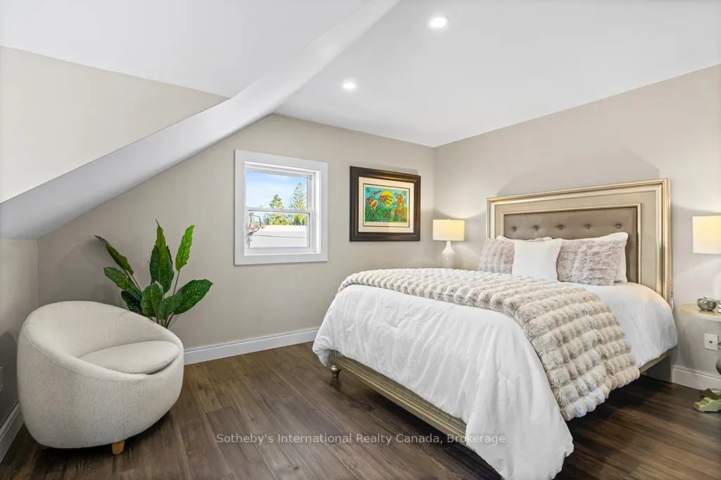 Photo 36 of 196 Ninth Street, Collingwood — HOMEH