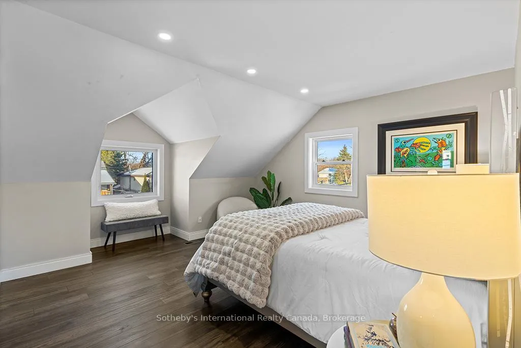 Photo 37 of 196 Ninth Street, Collingwood — HOMEH