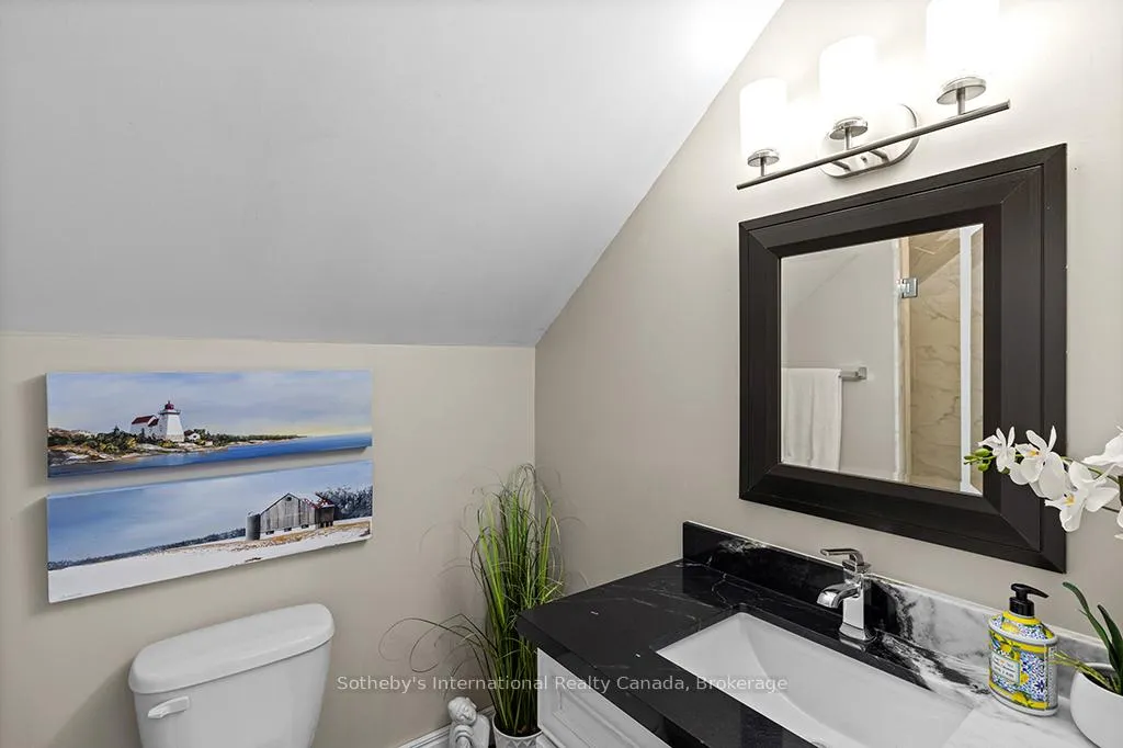 Photo 40 of 196 Ninth Street, Collingwood — HOMEH