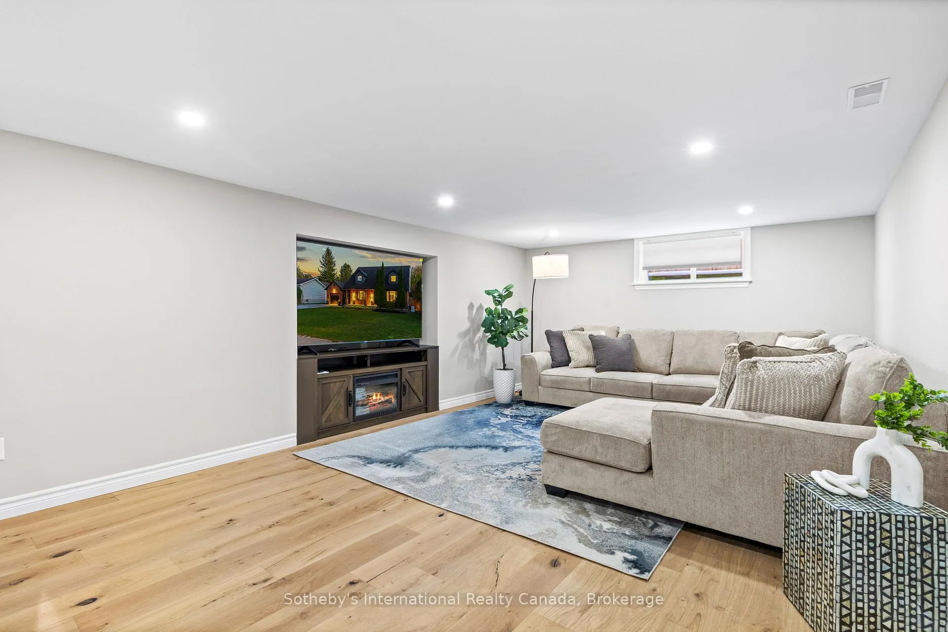 Photo 41 of 196 Ninth Street, Collingwood — HOMEH