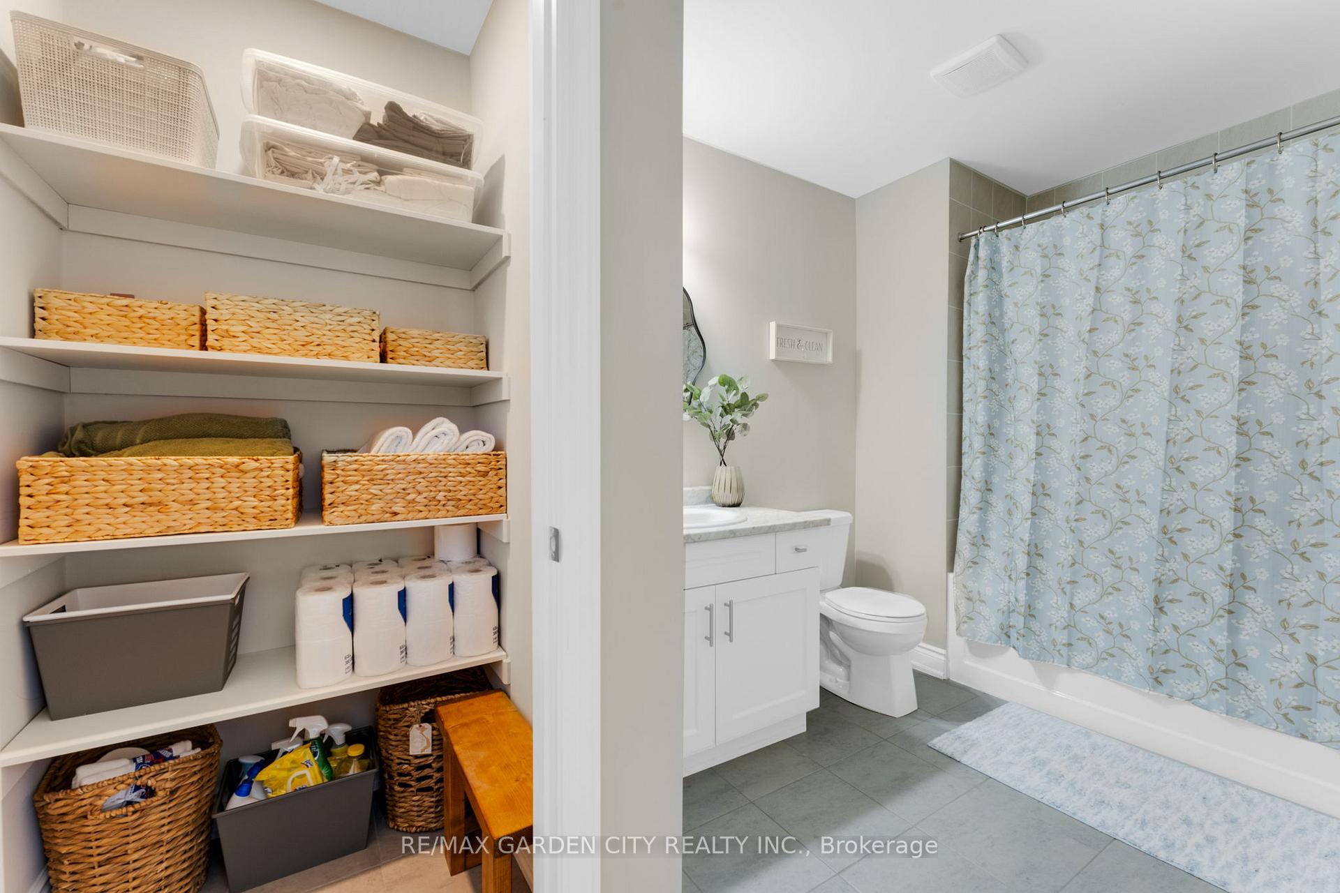 Photo 23 of 72 Homestead Way, Thorold, Rolling Meadows — HOMEH