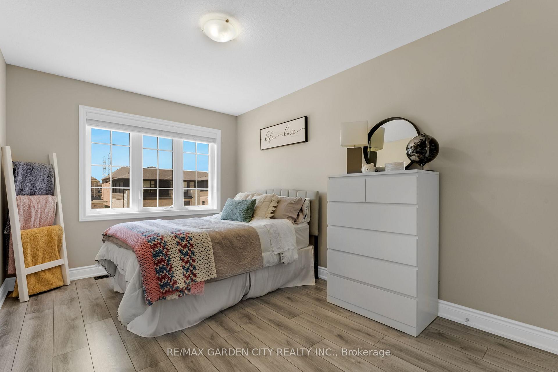 Photo 25 of 72 Homestead Way, Thorold, Rolling Meadows — HOMEH