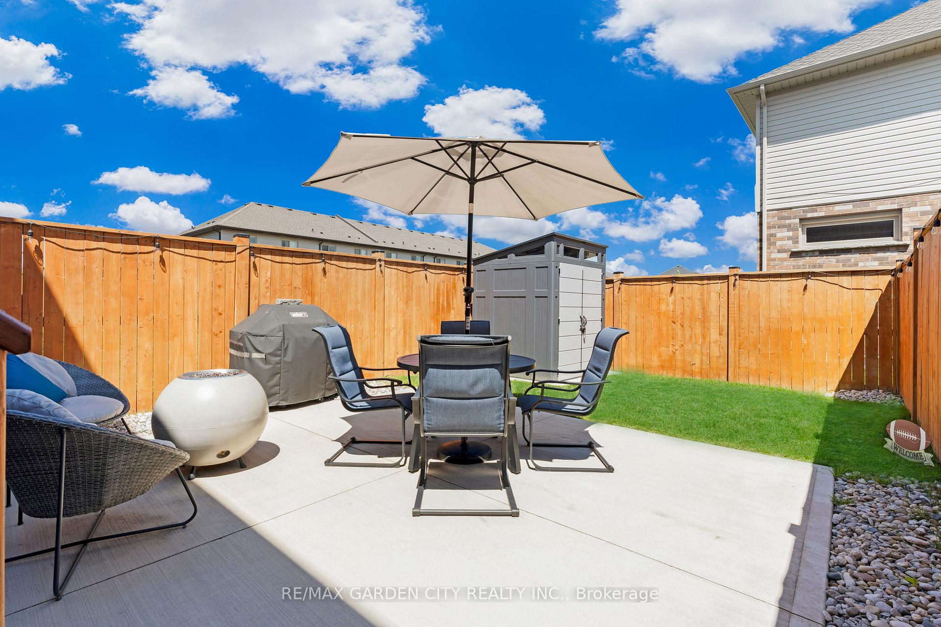 Photo 32 of 72 Homestead Way, Thorold, Rolling Meadows — HOMEH