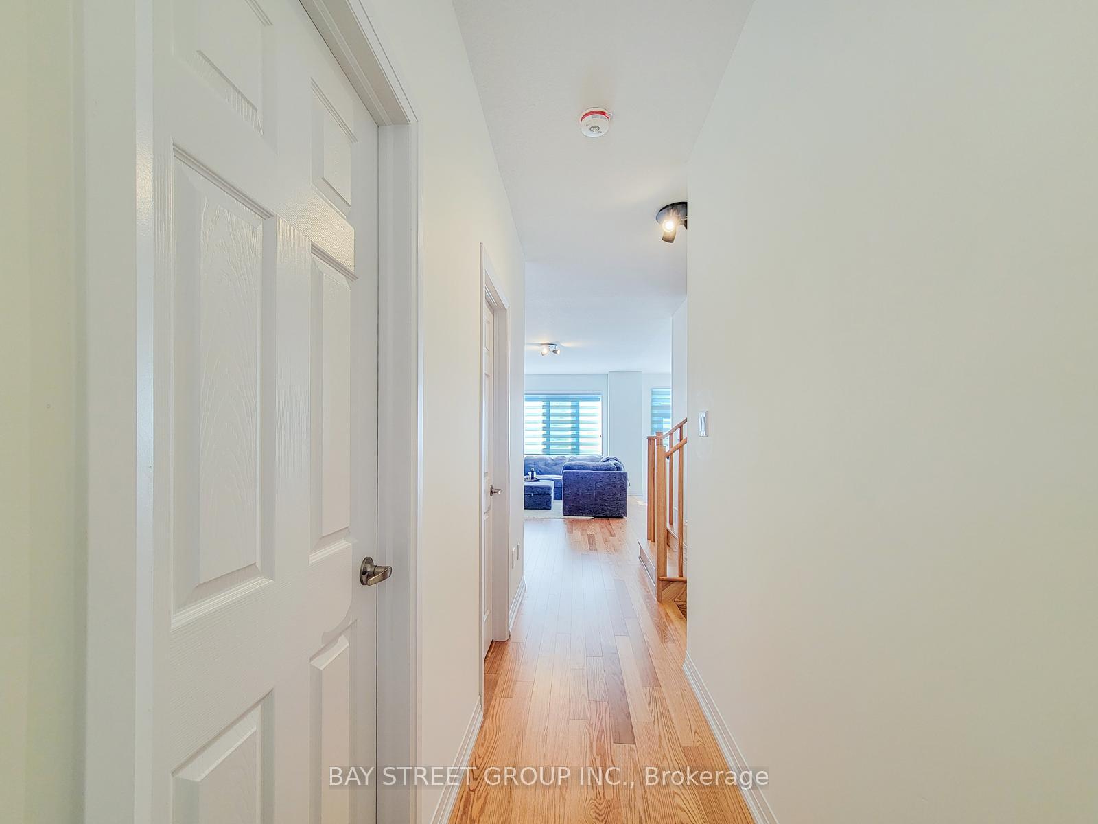 Photo 5 of 5 Lemon Avenue N, Thorold, Hurricane/Merrittville — HOMEH