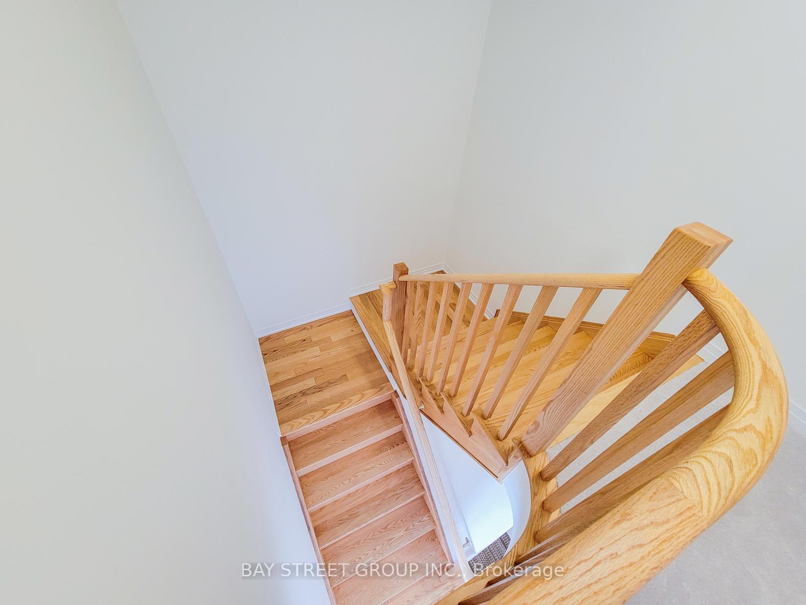 Photo 31 of 5 Lemon Avenue N, Thorold, Hurricane/Merrittville — HOMEH