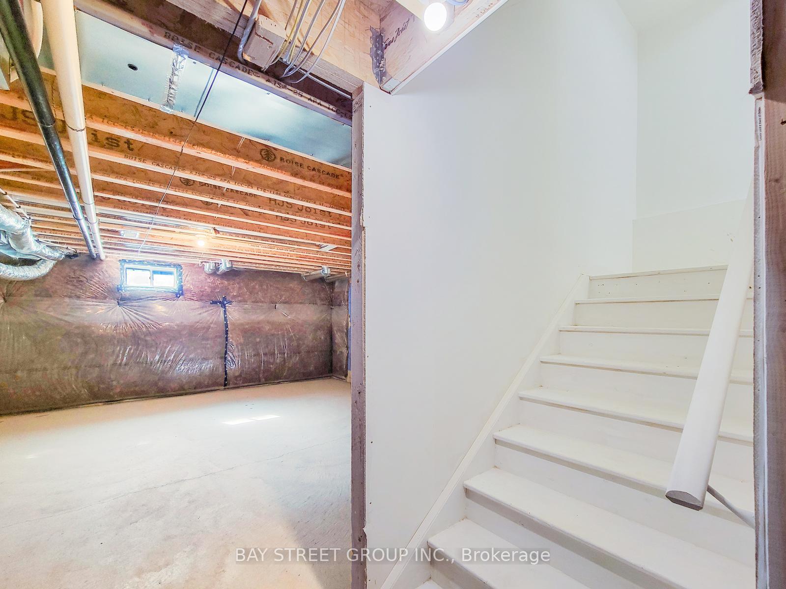 Photo 36 of 5 Lemon Avenue N, Thorold, Hurricane/Merrittville — HOMEH
