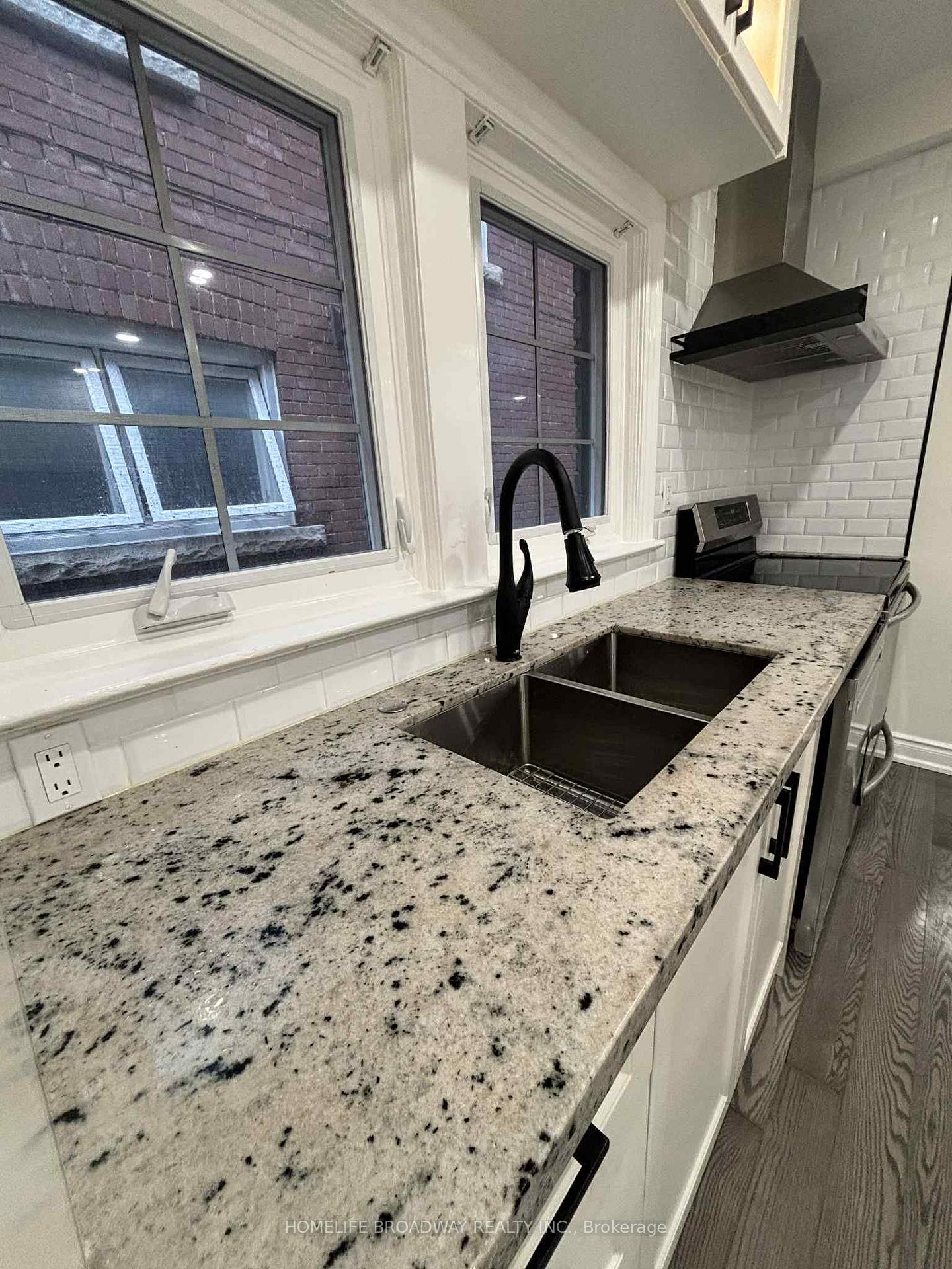 Photo 6 of 46 Chilton Road, Toronto, East York — HOMEH