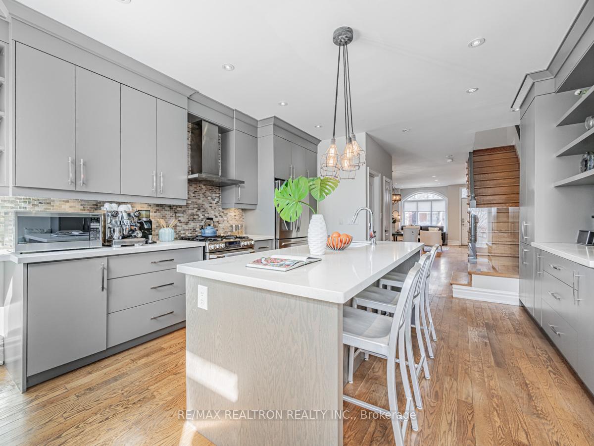 Photo 5 of 388 Clinton Street, Toronto, The Annex — HOMEH