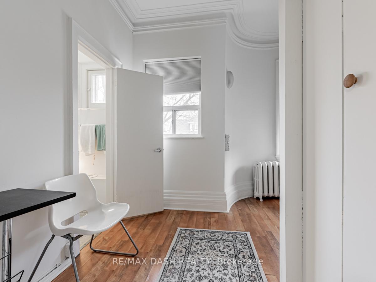 Photo 12 of Unit 201, 661 Huron Street, Toronto, The Annex — HOMEH