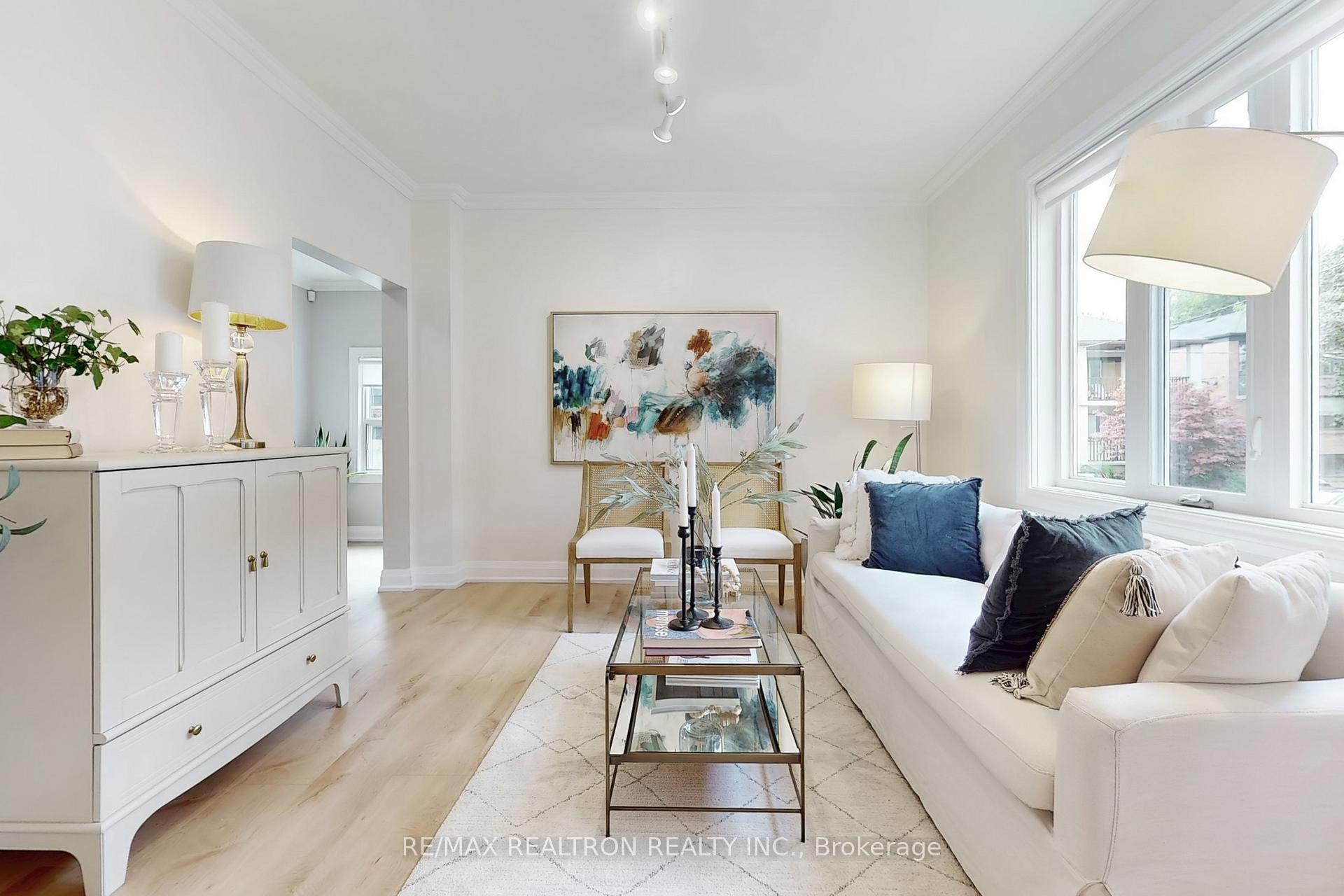 Photo 9 of 237 Winnett Avenue, Toronto, Humewood-Cedarvale — HOMEH